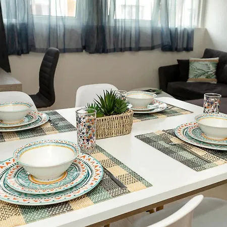 דירה Cozy Escape Near Sea Garden & By Flat Manаger וארנה